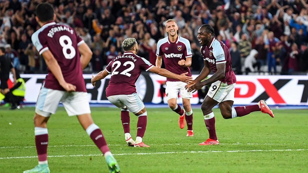 Michail Antonio celebrates