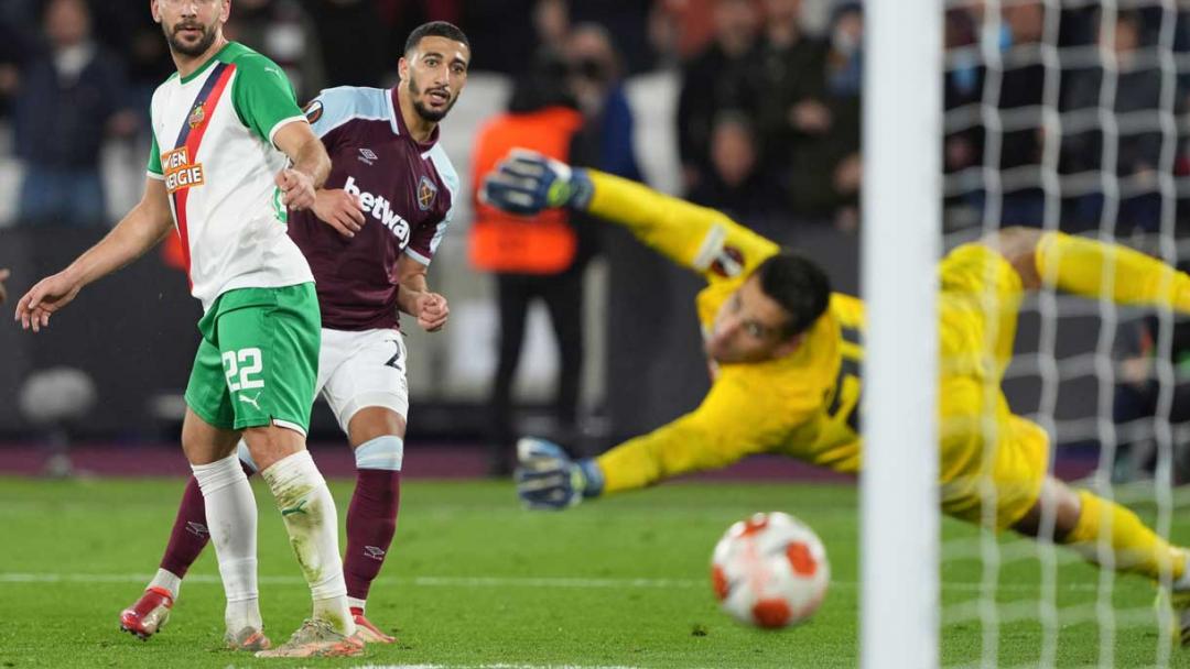 Saïd Benrahma scores against Rapid Vienna