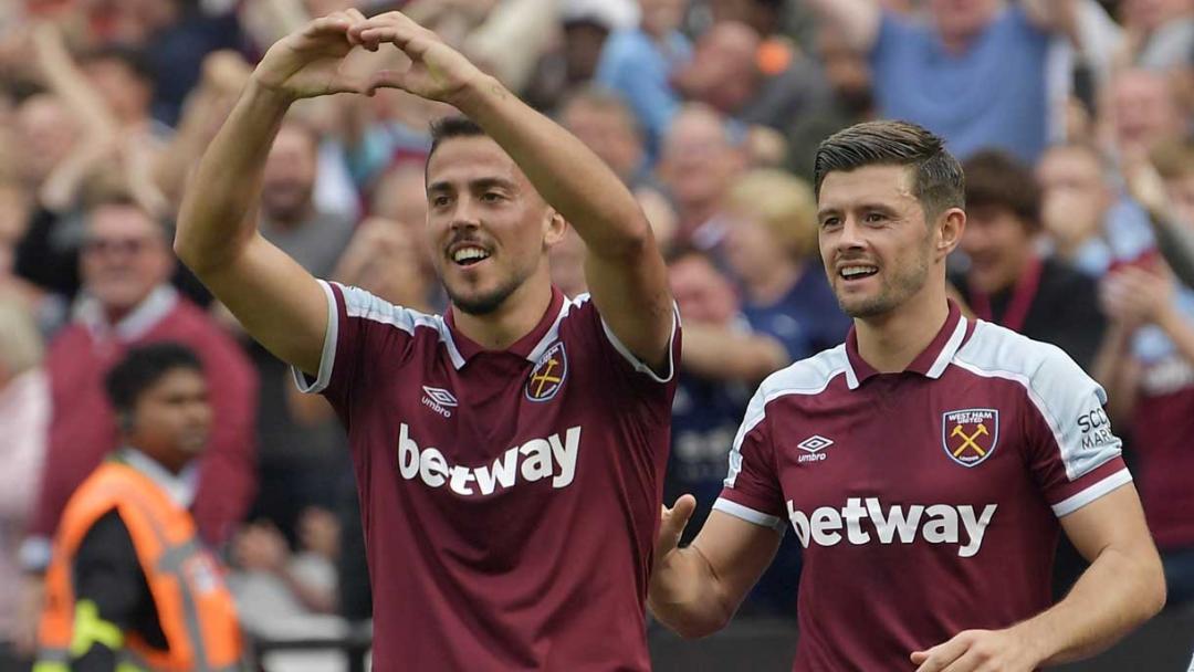 Pablo Fornals celebrates a goal