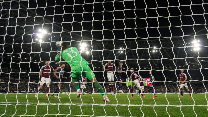 Alphonse Areola saves from John Stones