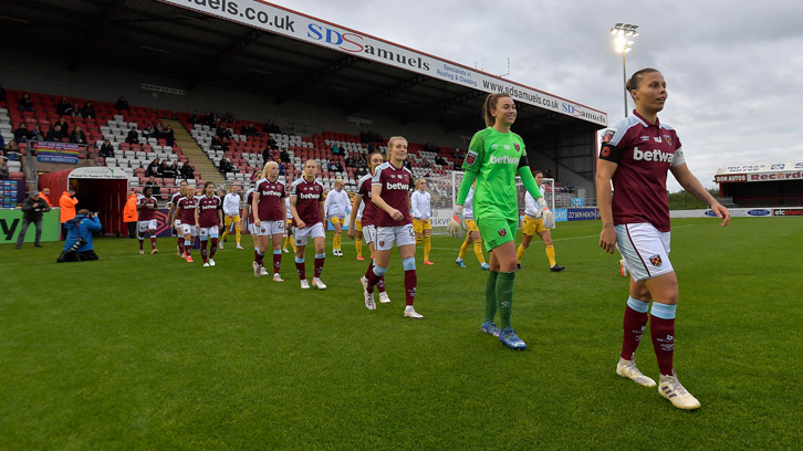 West Ham women take to the pitch against Reading