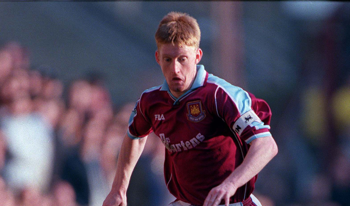 Steve Lomas