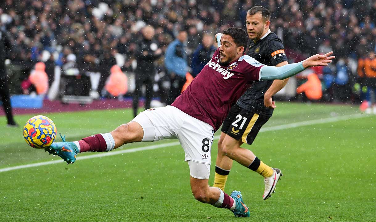 Pablo Fornals in action against Newcastle