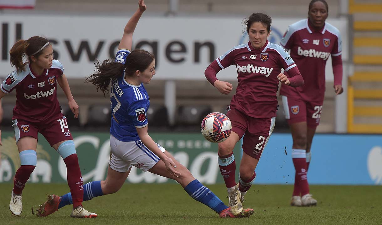 West Ham women in action at Leicester