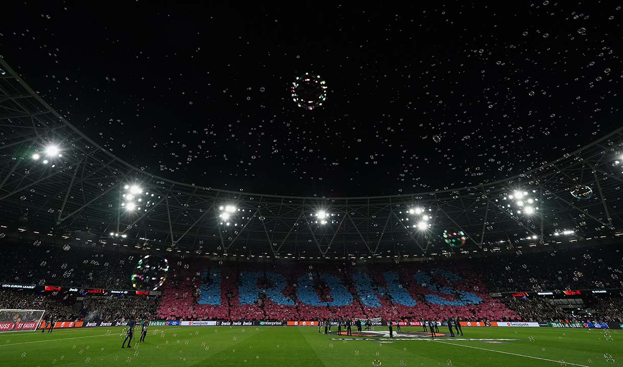 London Stadium fans