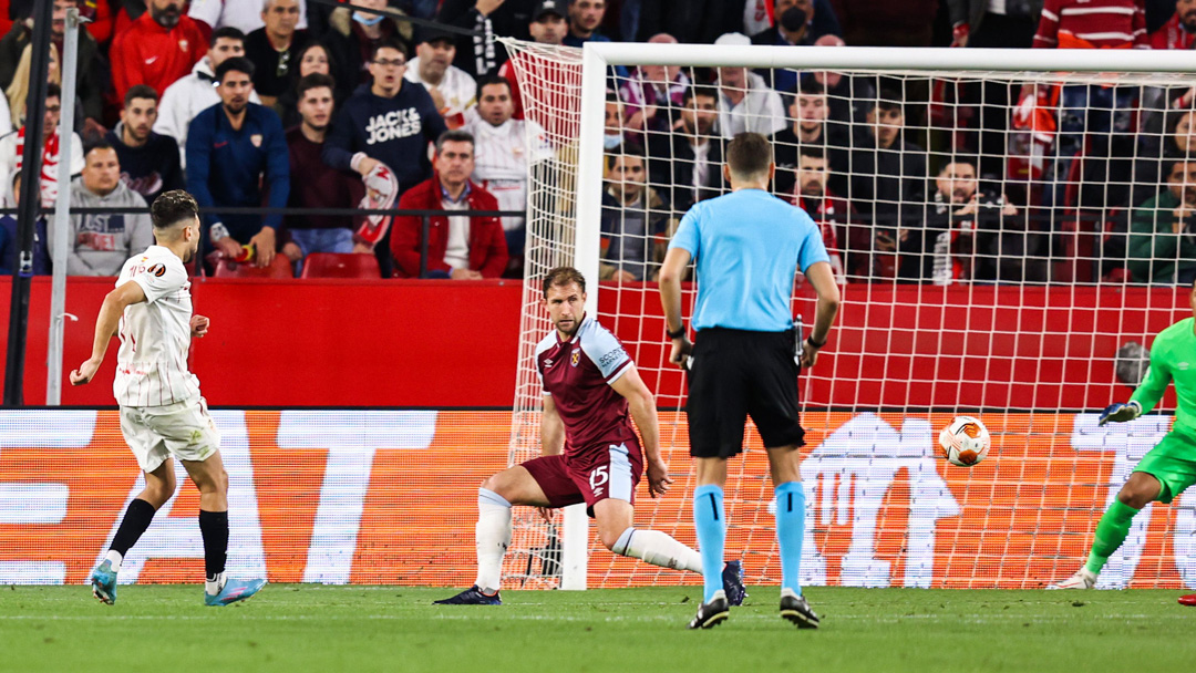 Munir scores for Sevilla