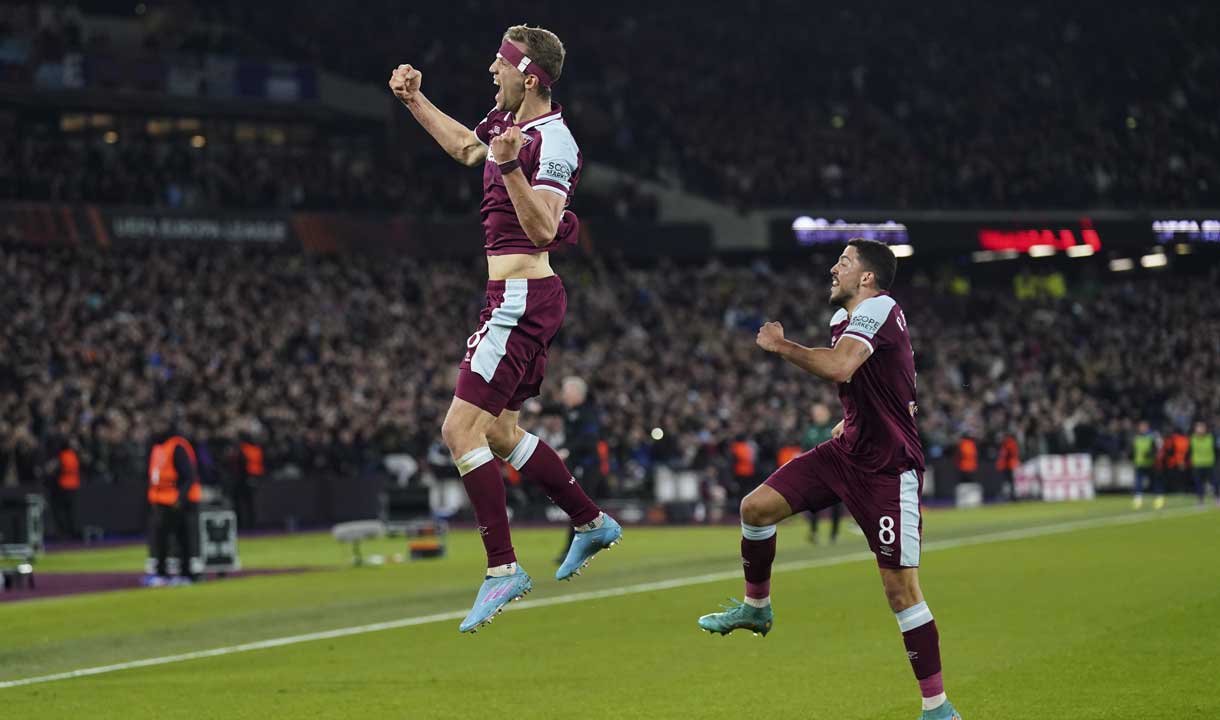 Tomáš Souček celebrates against Sevilla