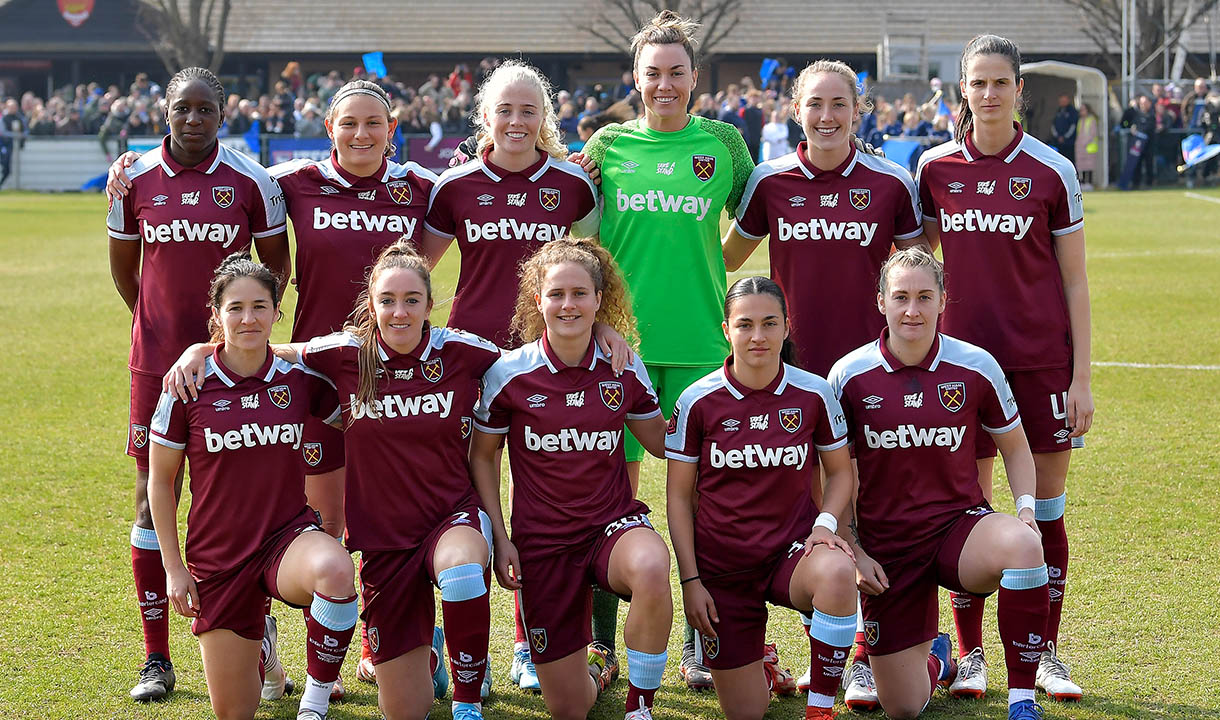 West Ham Women line-up against Ipswich Town