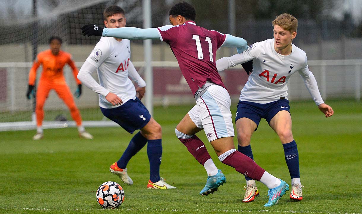 Armstrong Okoflex in action for West Ham United U23s