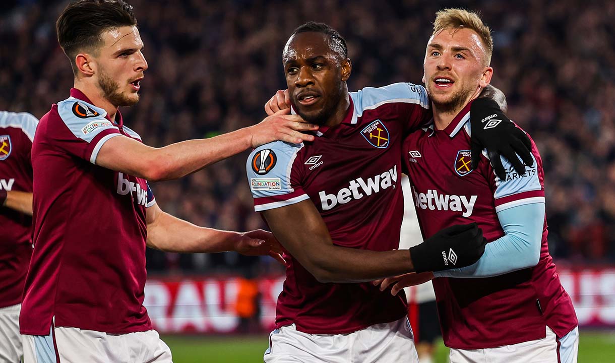 Michail Antonio celebrates versus Frankfurt