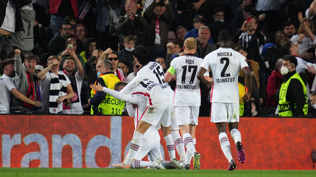 Eintracht Frankfurt celebrate scoring at Barcelona