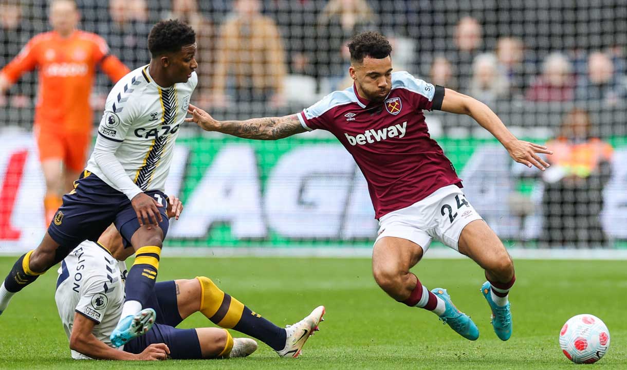 Ryan Fredericks in action against Everton