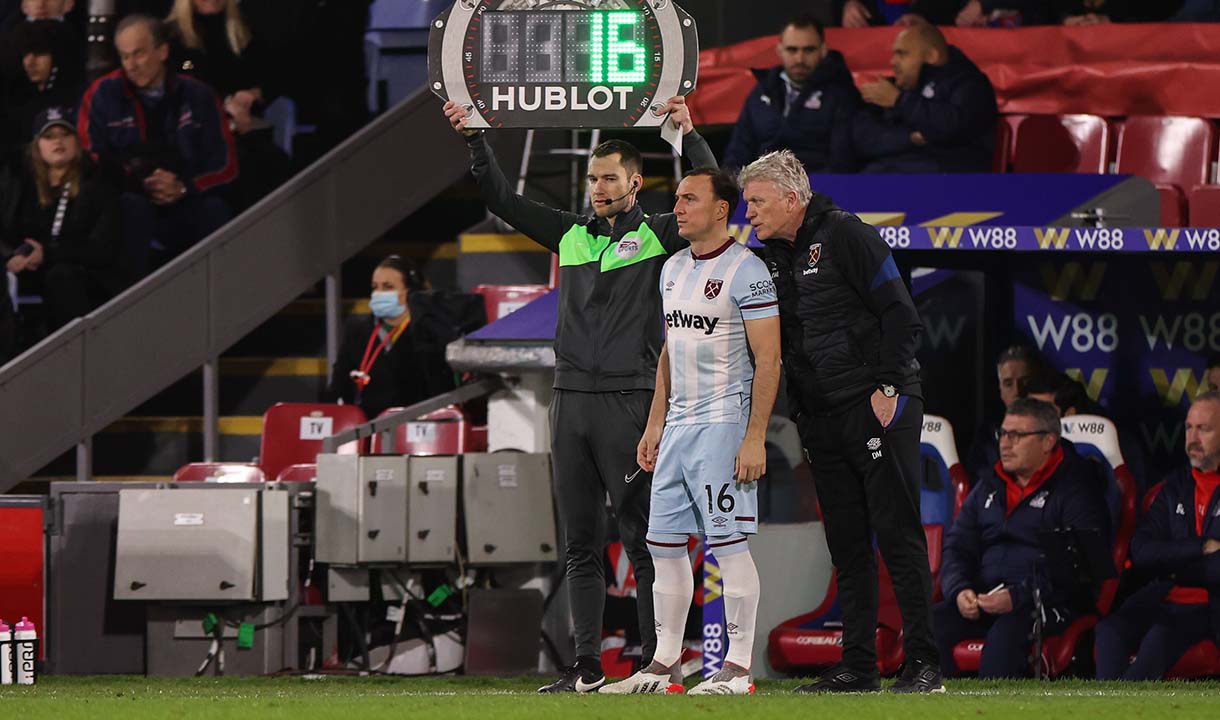 Mark Noble with manager David Moyes