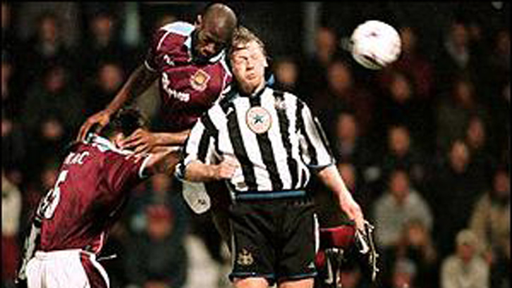 Paulo Wanchope scores his first goal