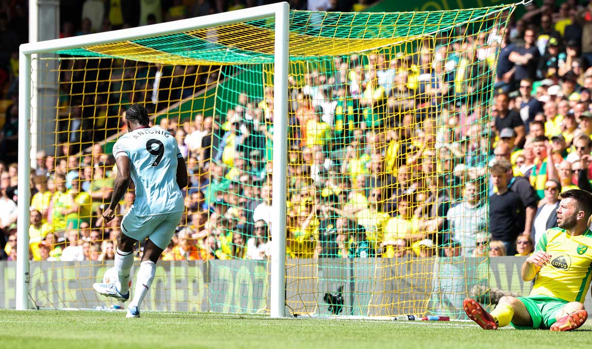 Michail Antonio scores at Norwich