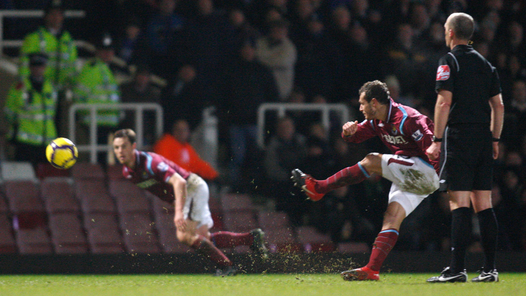 Alessandro Diamanti scores a free-kick against Birmingham City