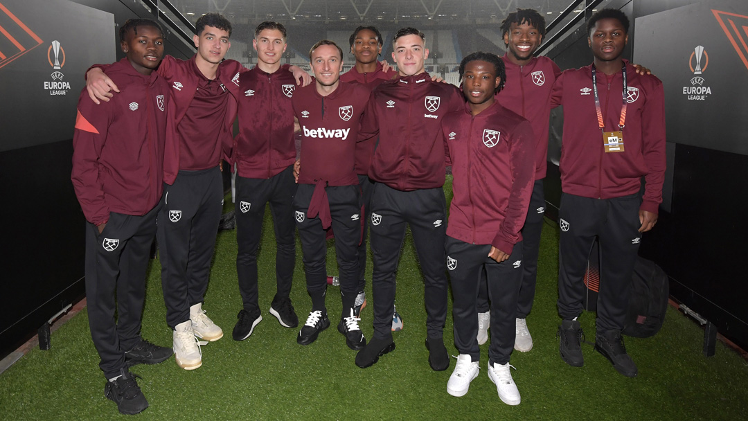 Mark Noble with Academy prospects following the UEFA Europa League tie with Dinamo Zagreb