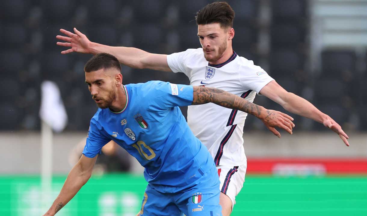 Declan Rice in action against Italy