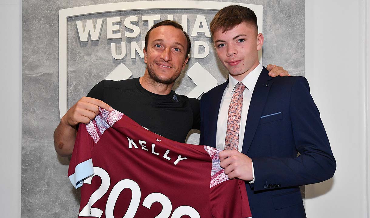 Patrick Kelly was welcomed to the Club by former captain Mark Noble