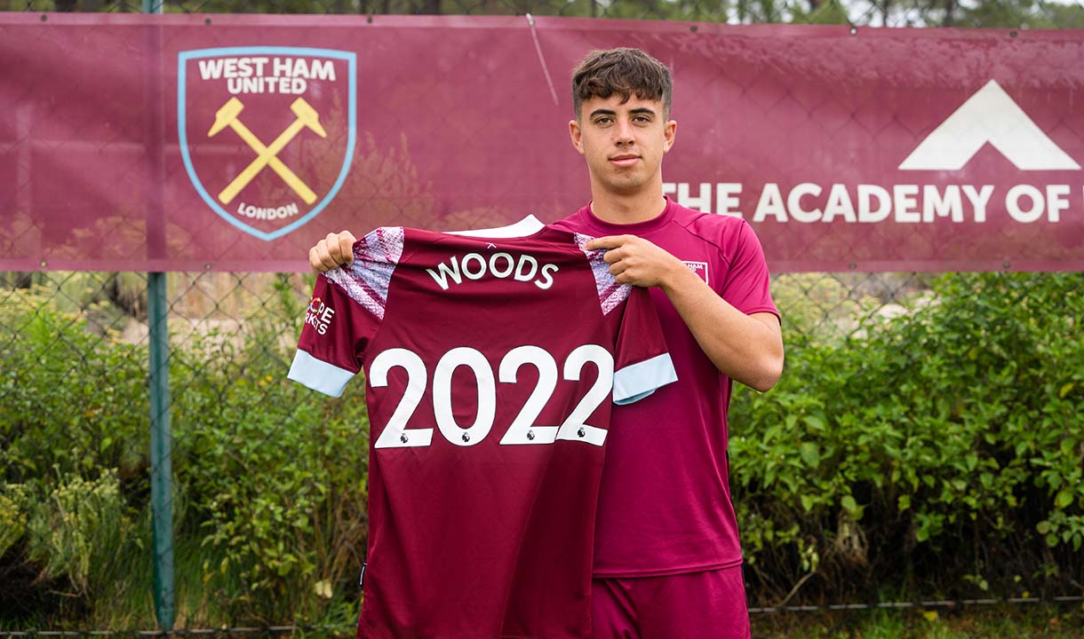 Archie Woods signs West Ham United professional deal
