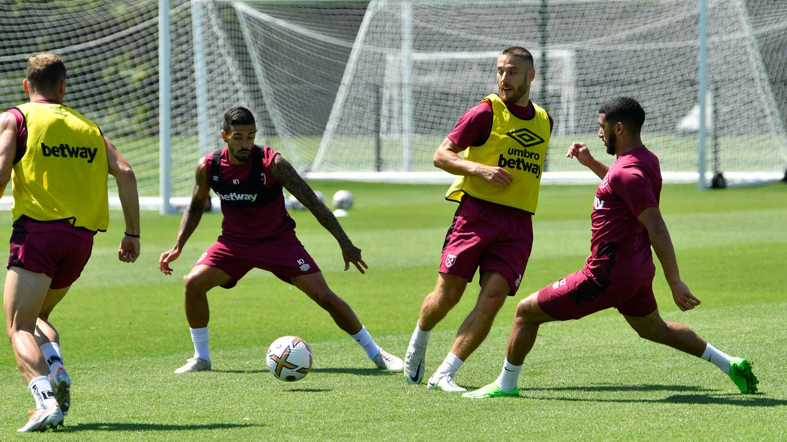 West Ham train ahead of Reading friendly