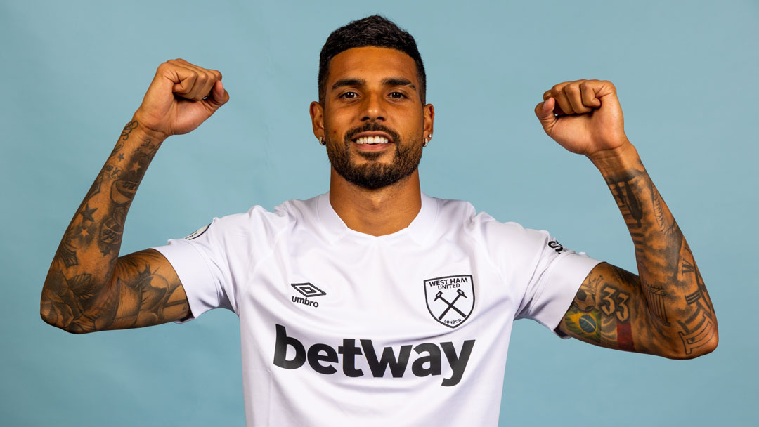 West Ham United sign Italy international defender Emerson Palmieri