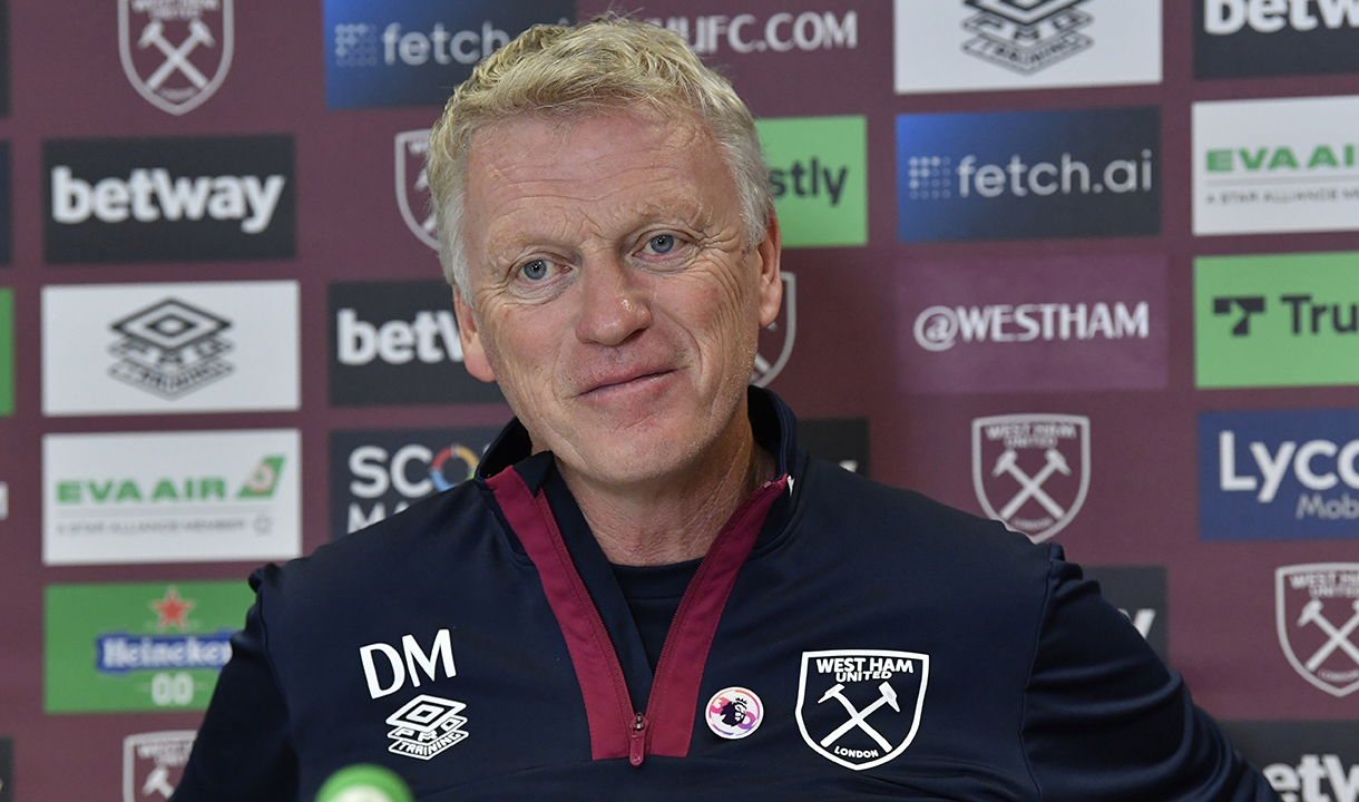 David Moyes smiles in his pre-match press conference
