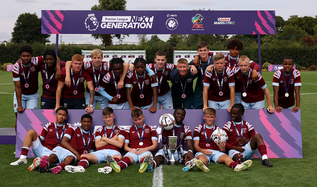 U19s celebrate the next gen cup