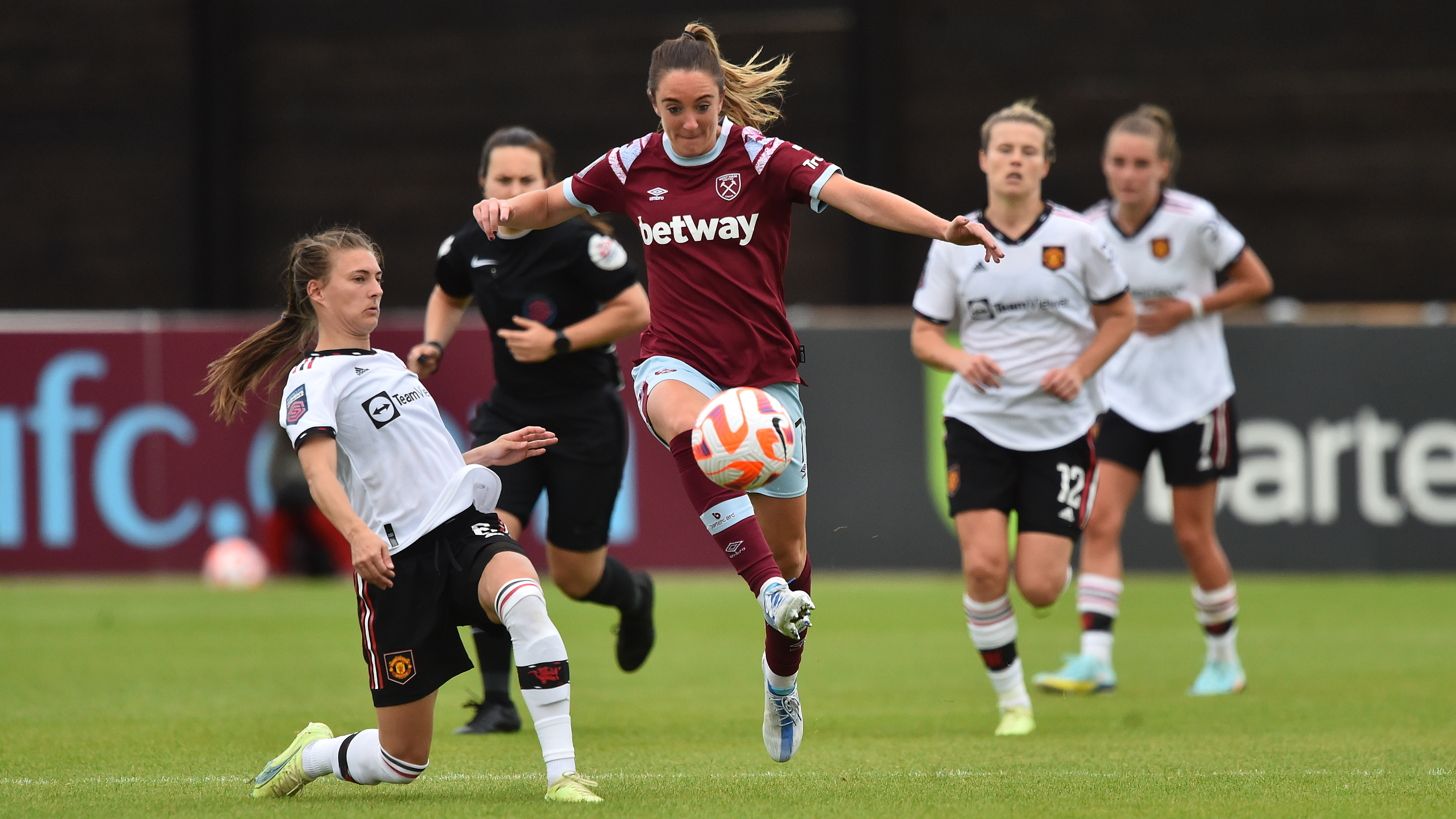 West Ham United Women fall to defeat to Manchester United