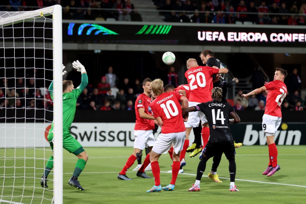 Craig Dawson scores West Ham's third at Silkeborg