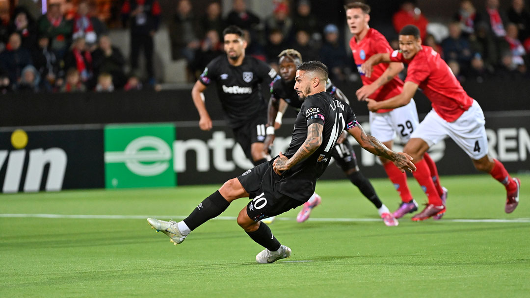 Manuel Lanzini scores in Silkeborg