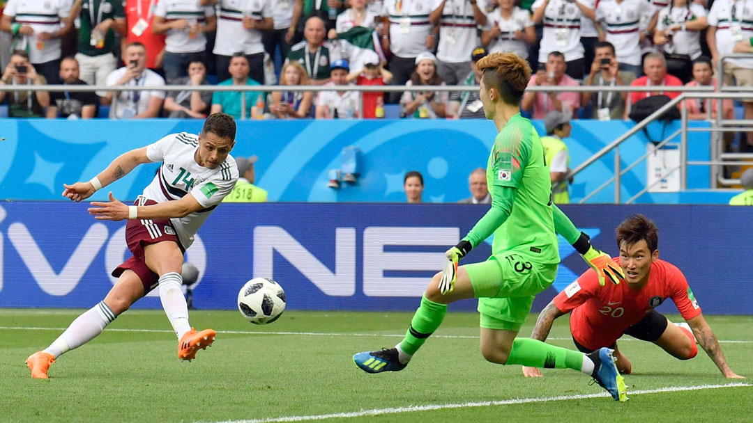 Chicharito scores his 50th goal for Mexico at the 2018 World Cup