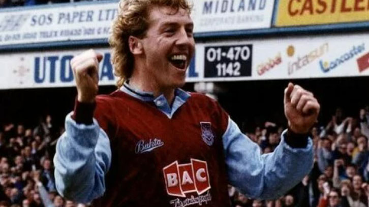 Frank McAvennie celebrates scoring against Millwall in 1991