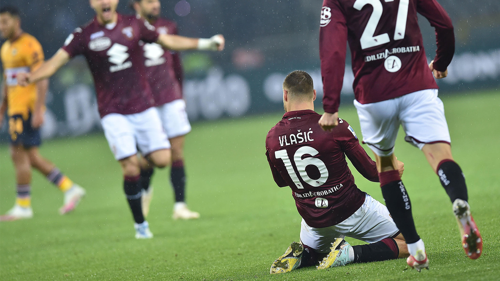Nikola Vlasic takes aim at West Ham as star explains how Torino move gave  him his freedom back