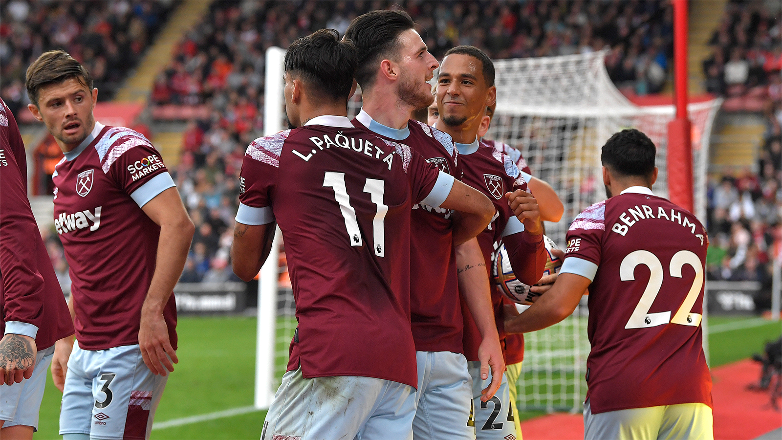 Declan Rice celebrates 