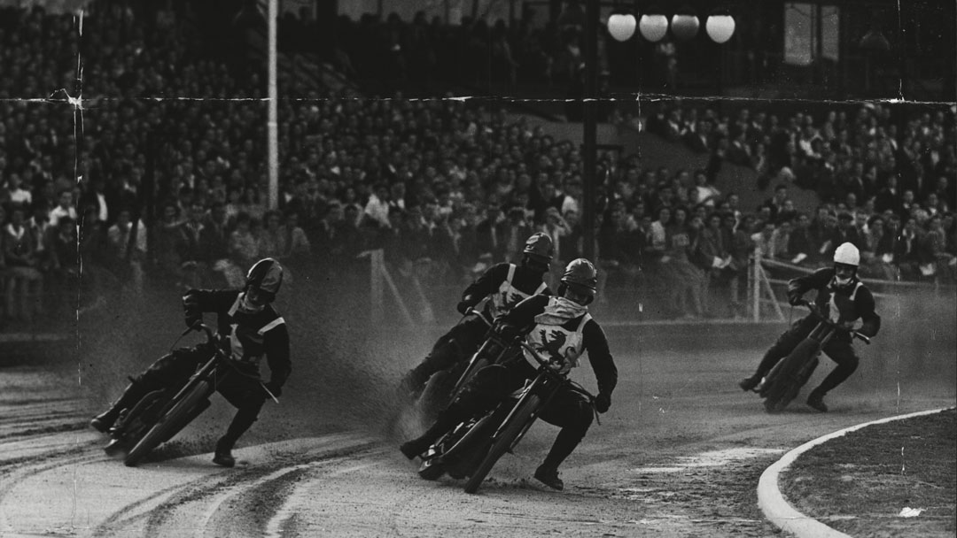 Speedway action at West Ham in 1947