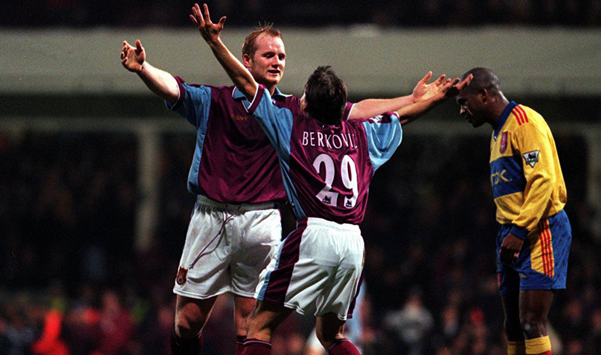 John Hartson and Eyal Berkovic celebrate versus Crystal Palace in 1997