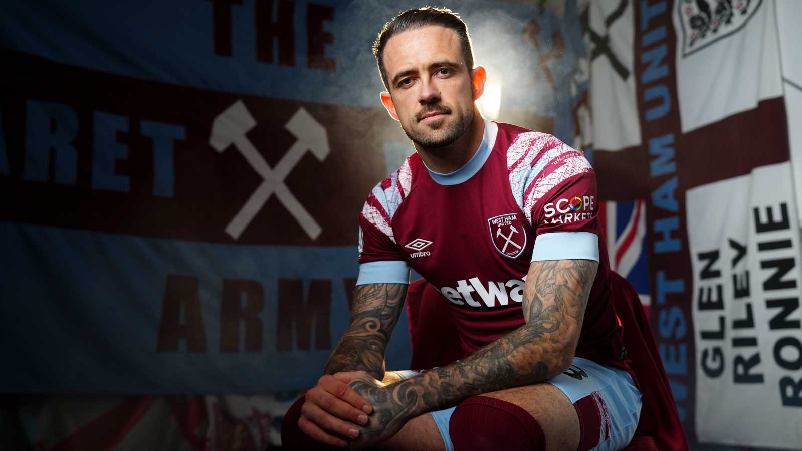 West Ham United sign striker Danny Ings