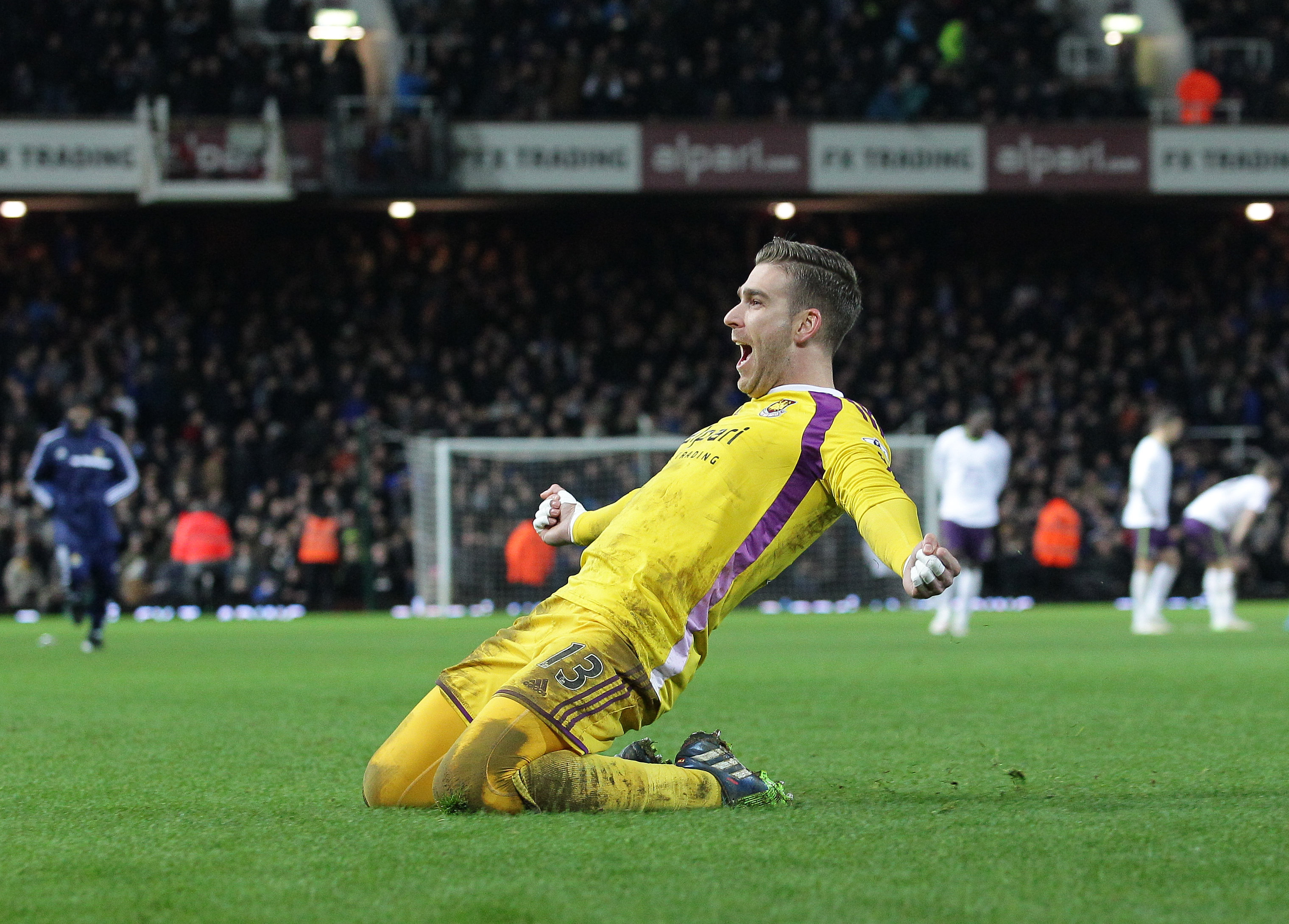 Adrian v Everton