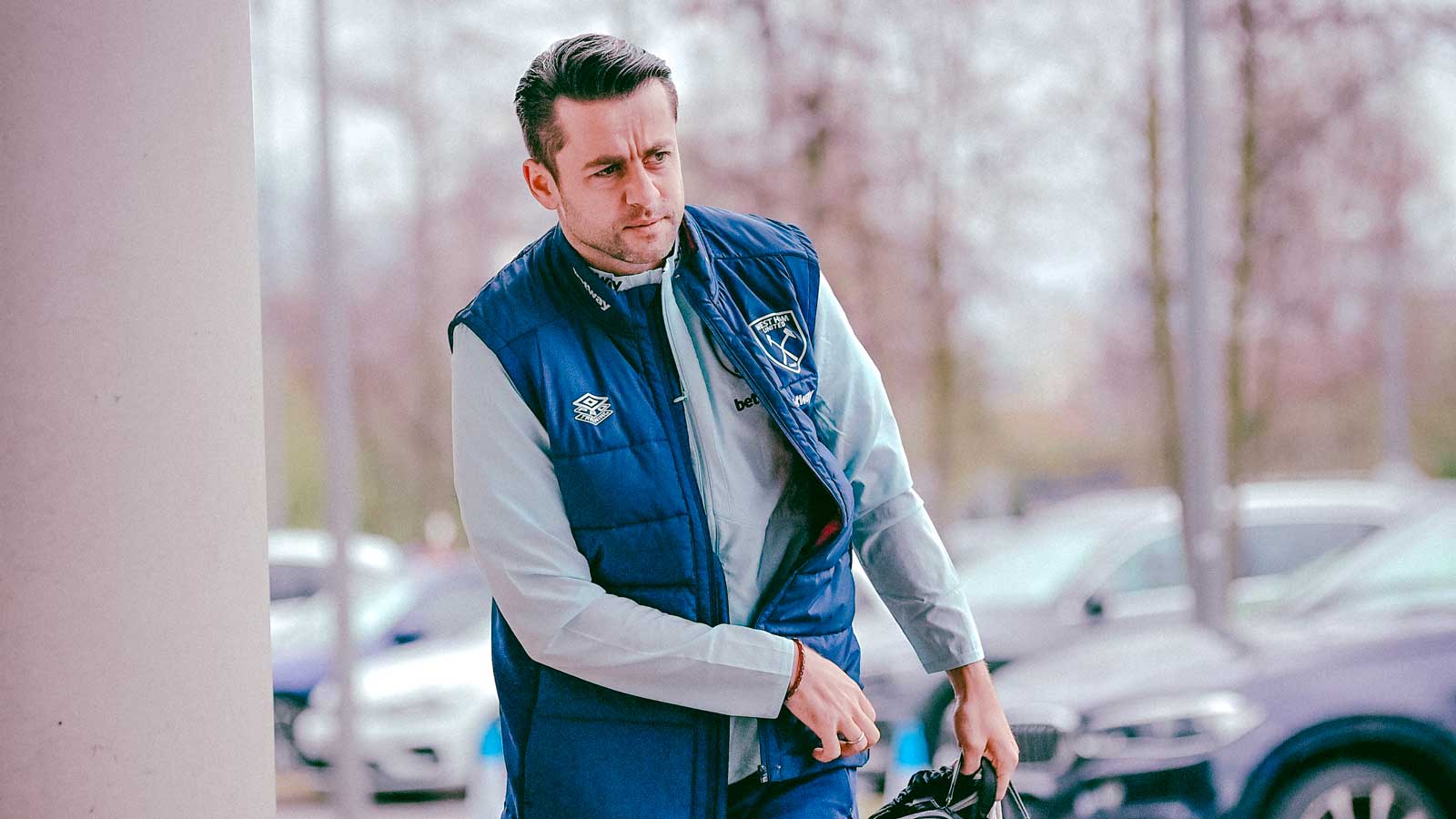 Łukasz Fabiański arrives for the game against Southampton