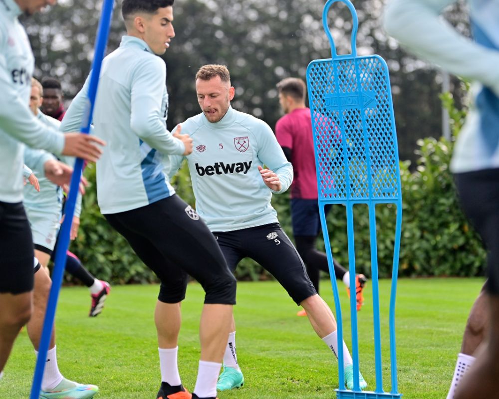 West Ham train ahead of Arsenal