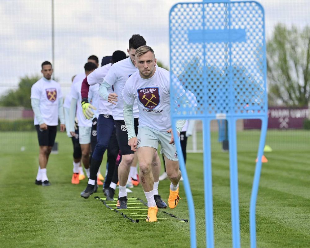 Jarrod Bowen trains ahead of the Liverpool game