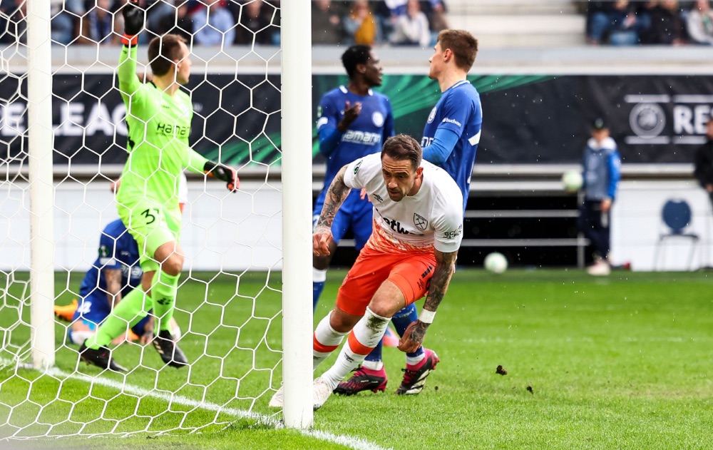 Danny Ings scores at Gent