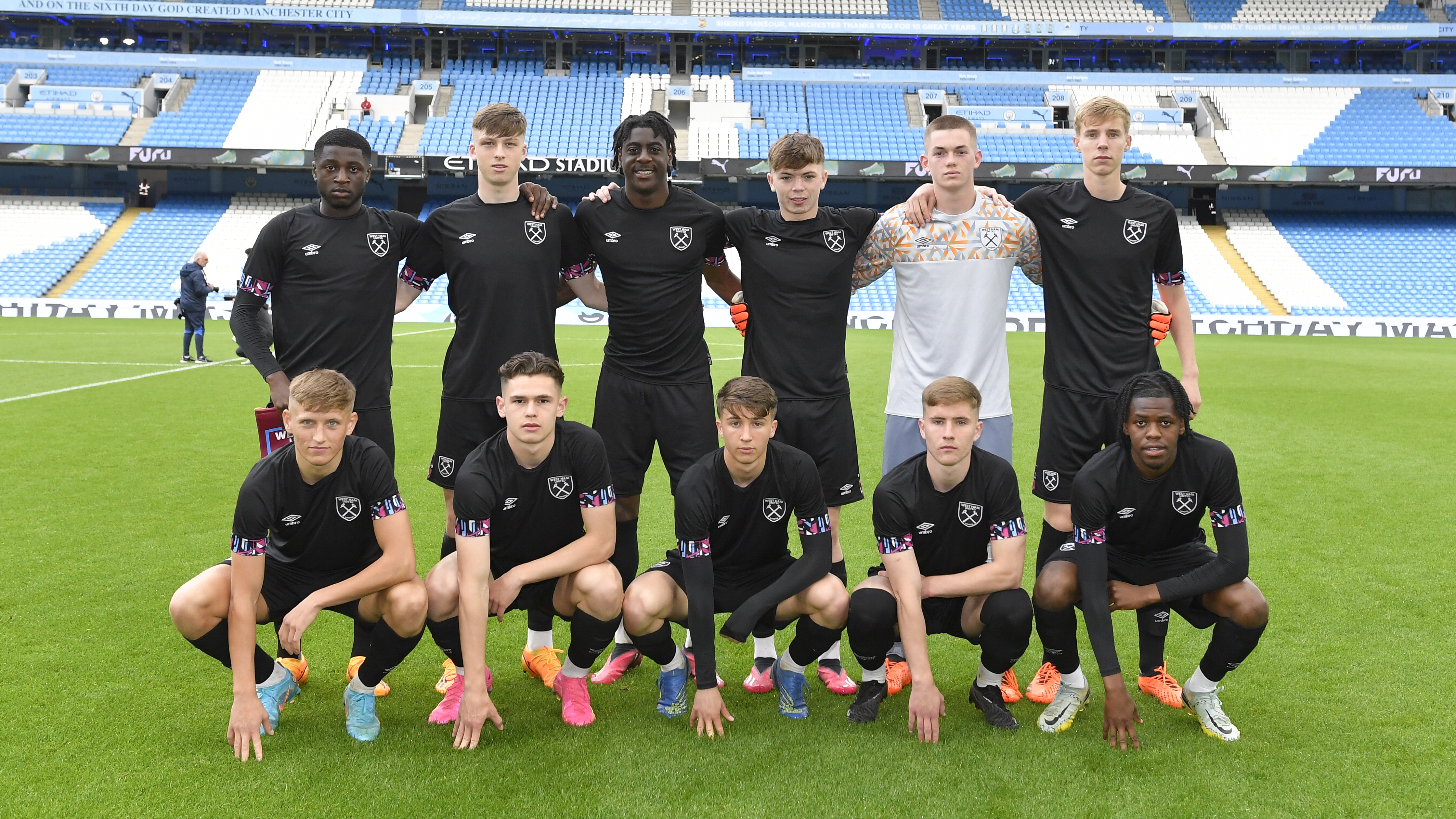 West Ham U18s team photo v Manchester City