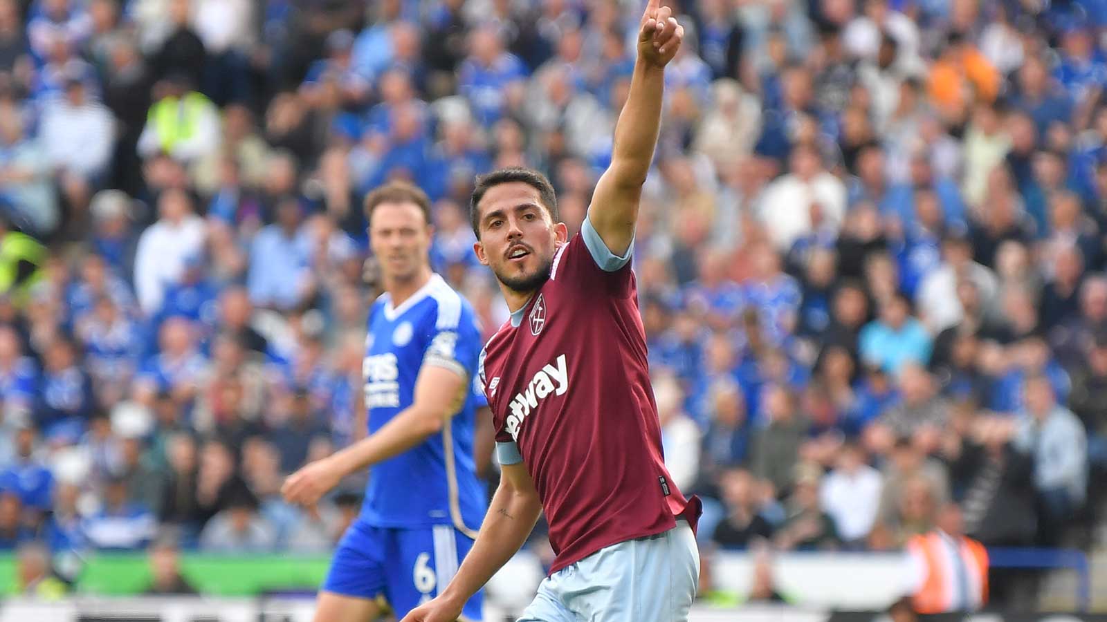 Pablo Fornals celebrates his goal at Leicester City
