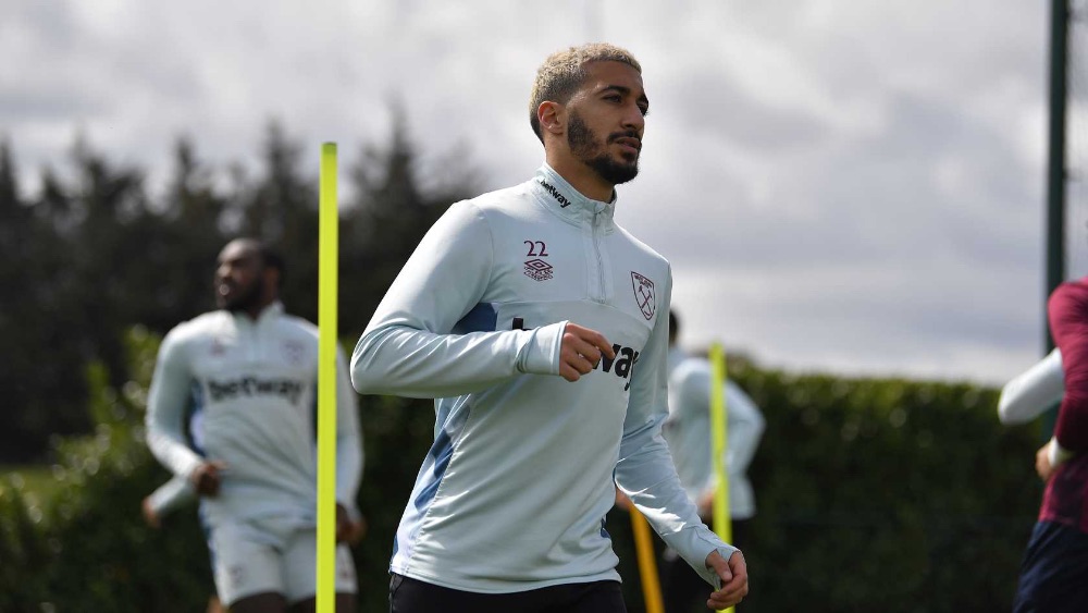 Saïd Benrahma in training