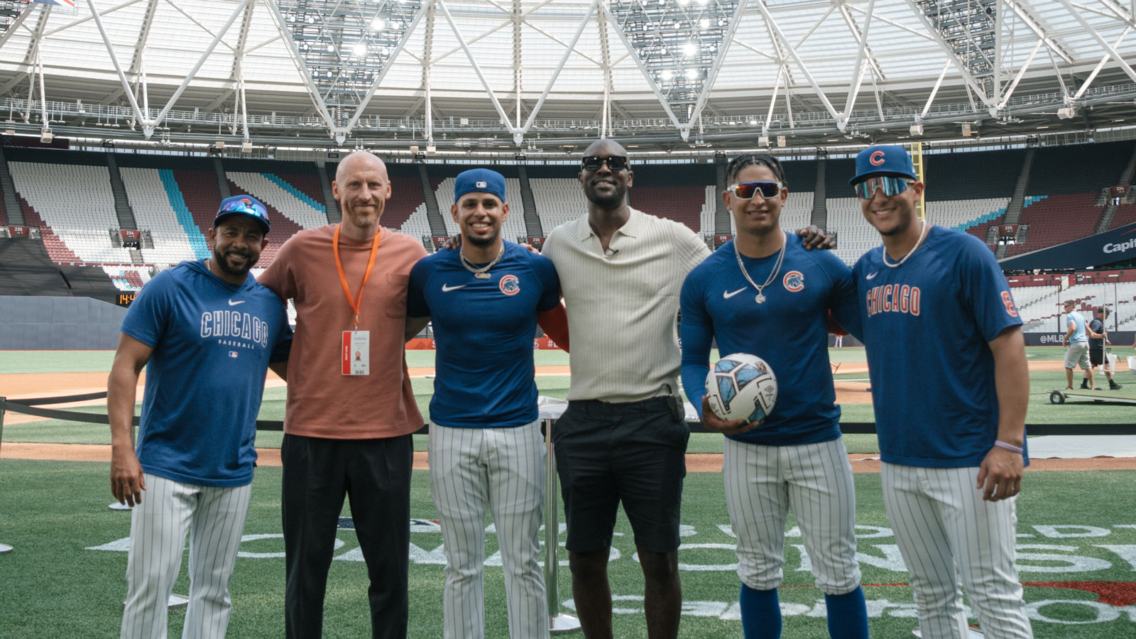 Carlton Cole and James Collins with Chicago Cubs players