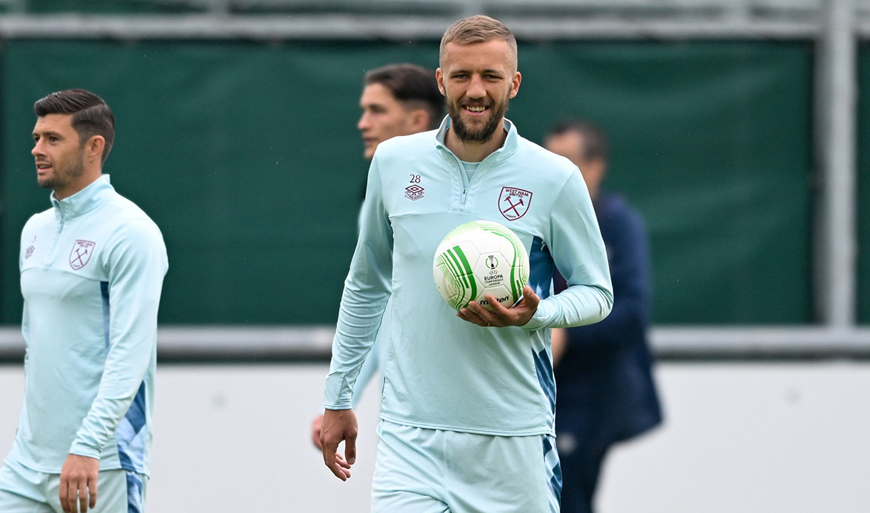 West Ham plotting move for Slavia Prague midfielder Tomas Soucek