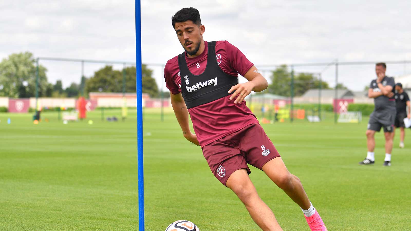 Pablo Fornals in training