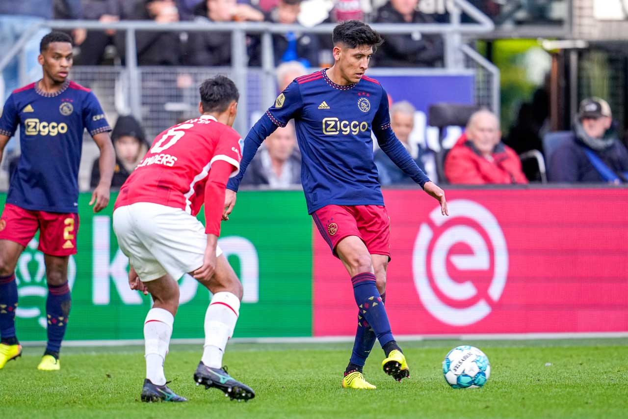 Edson Álvarez takes on AZ Alkmaar’s Tijani Reijnders 